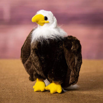 A eagle that is 7 inches while standing