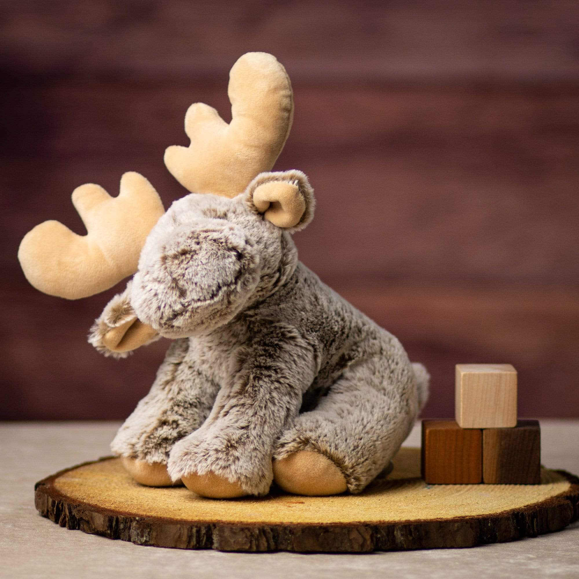 Wholesale Plush Toys Sitting Moose Plush in a Rush